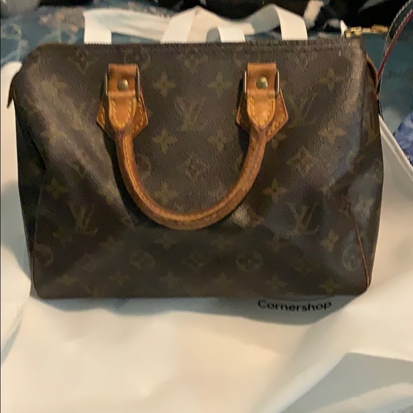 Louis Vuitton Handbags - Authentic Louis Vuitton Speedy 25